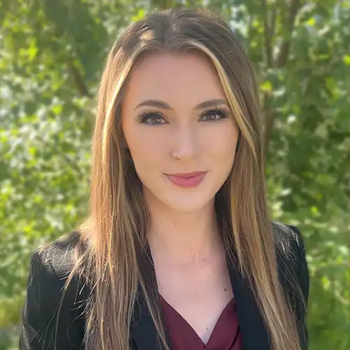 Searra Lee